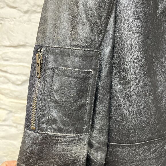 Vintage Weekends Heavily Distressed Faded Soft Leather Bomber Jacket - Picture 8 of 15